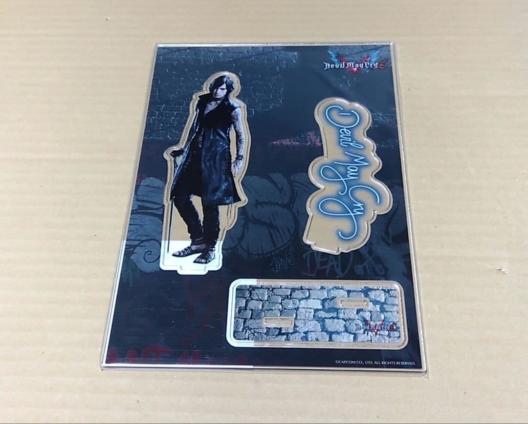 WEB限定】 デビルメイクライ アクリルスタンド カプコン V