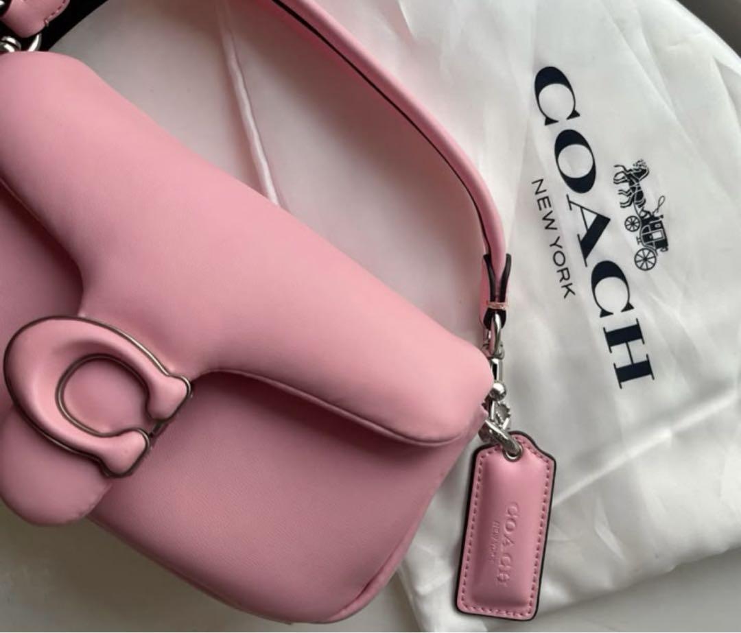 【新品未使用】　Coach pillow tubby 20 さくら　桜ピンク♡