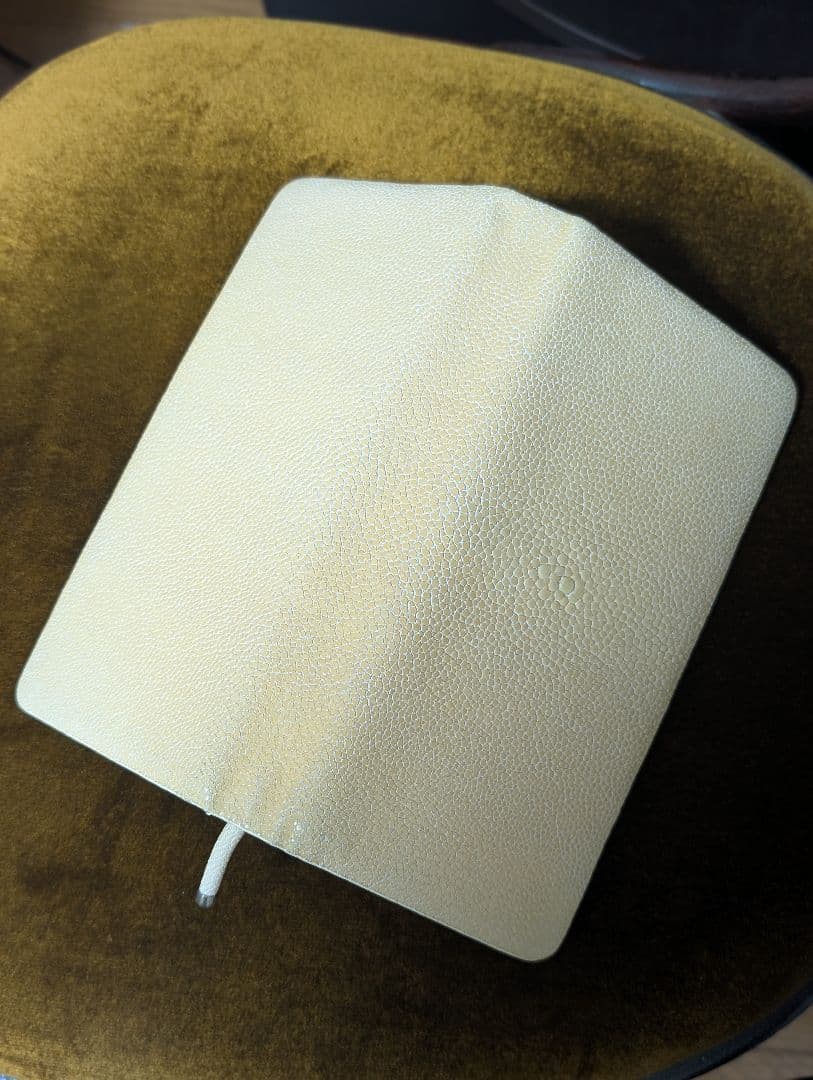 Atelier AKNAS ラウンドジップ長財布