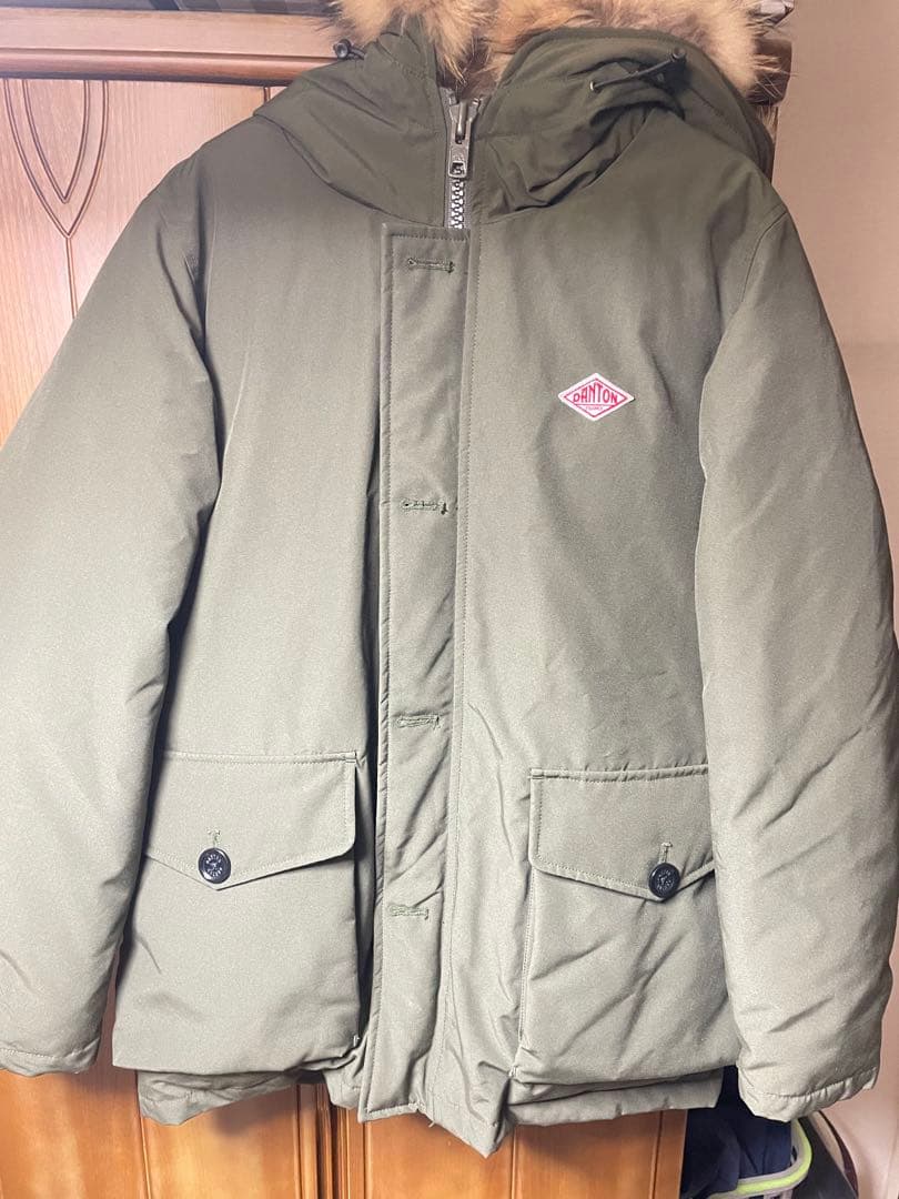 即購入OK【美品】DANTON ミドル丈フードダウンジャケット オリーブ