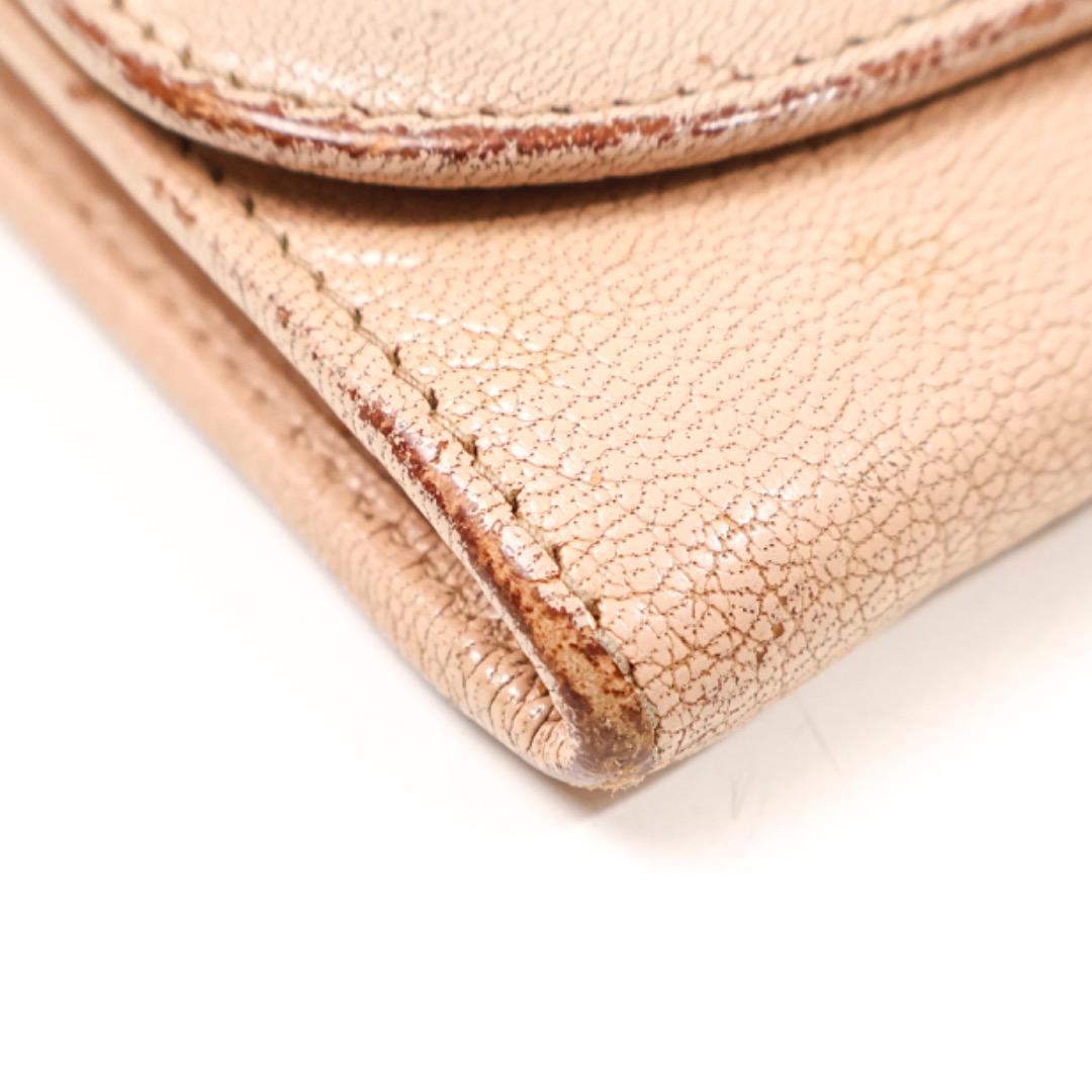 H2553n◾️ミュウミュウ　チェーンショルダー付長財布　山羊革　箱付