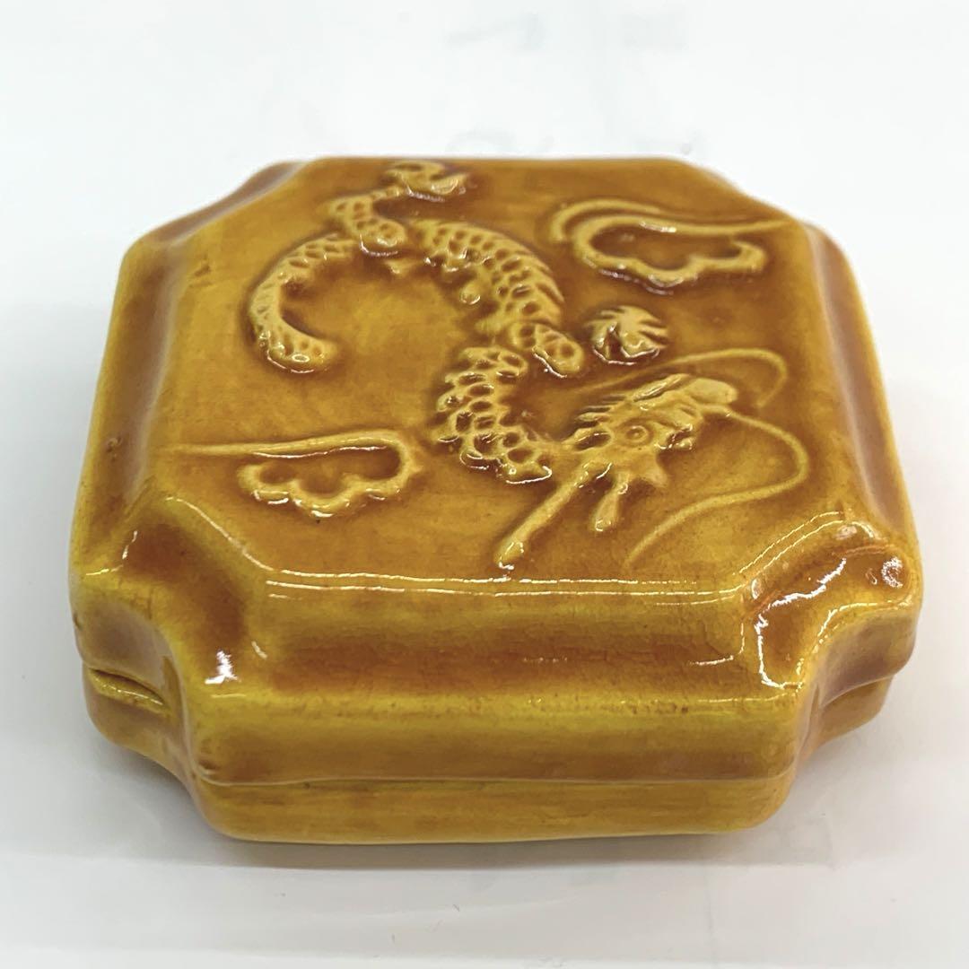 【香合　辰3    黄金龍】紙箱