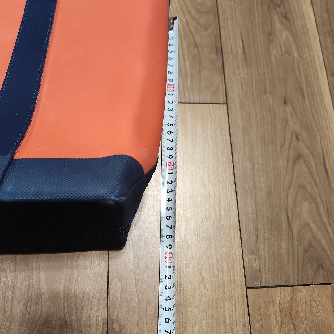 L.L.Beanの防水タイプのラバートート