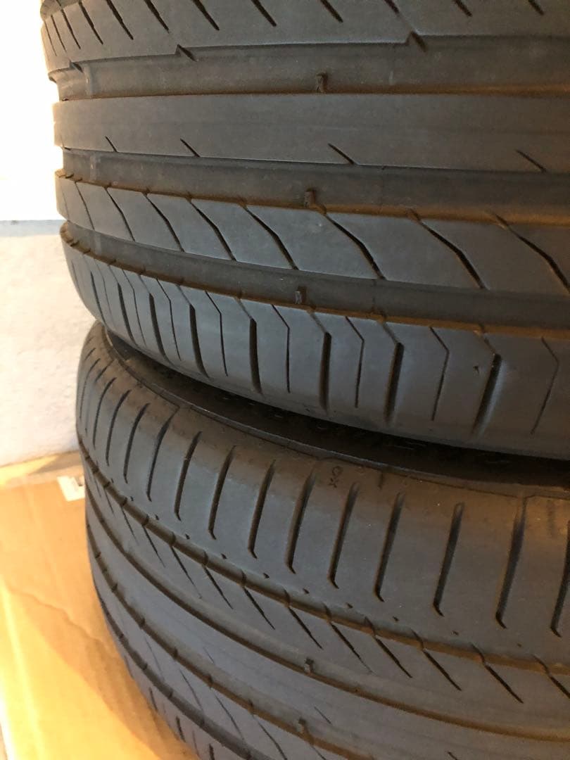 ②コンチネンタル　スポーツコンタクト5 ベンツ承認タイヤ　245/40 R18