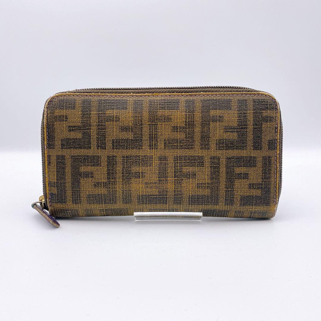 FENDI フェンディ ズッカ柄 ラウンドファスナー 長財布 パープル
