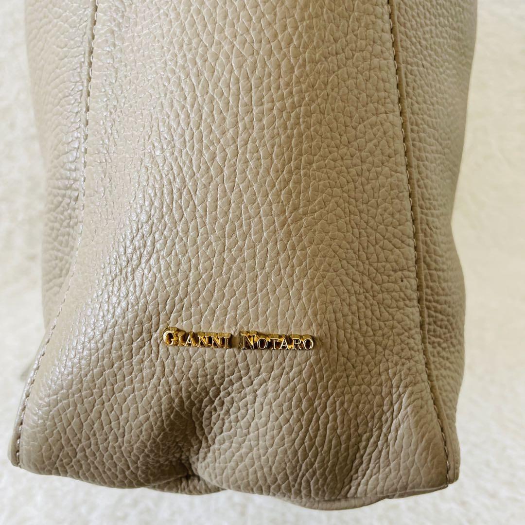 【美品】GIANNI NOTARO ワンショルダーバッグ ハンドバッグ 肩掛け