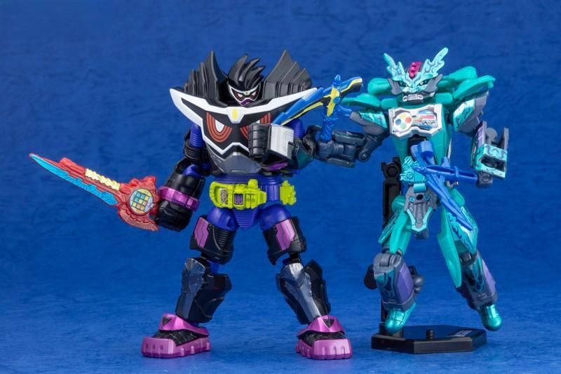 【未開封】創動 仮面ライダービルド BUILD8　Feat.装動 エグゼイド