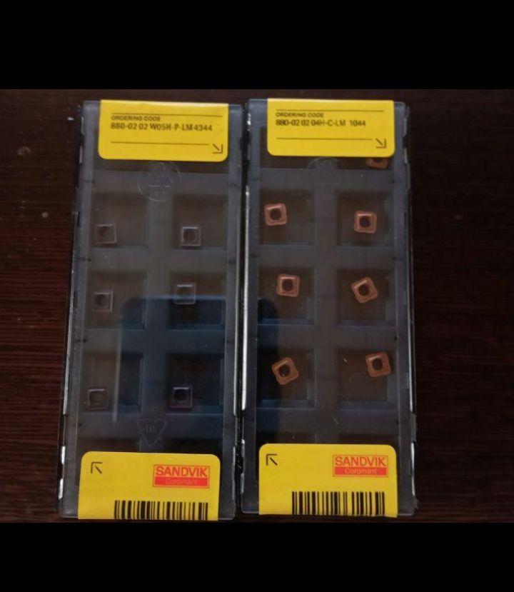 サンドビック　スーパーUドリルチップ880-02