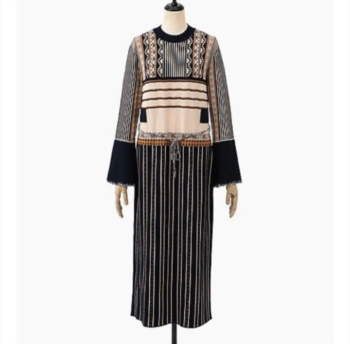 メルカリ 不定期 円 Mame ニットワンピース ロングワンピース 40 900 中古や未使用のフリマ