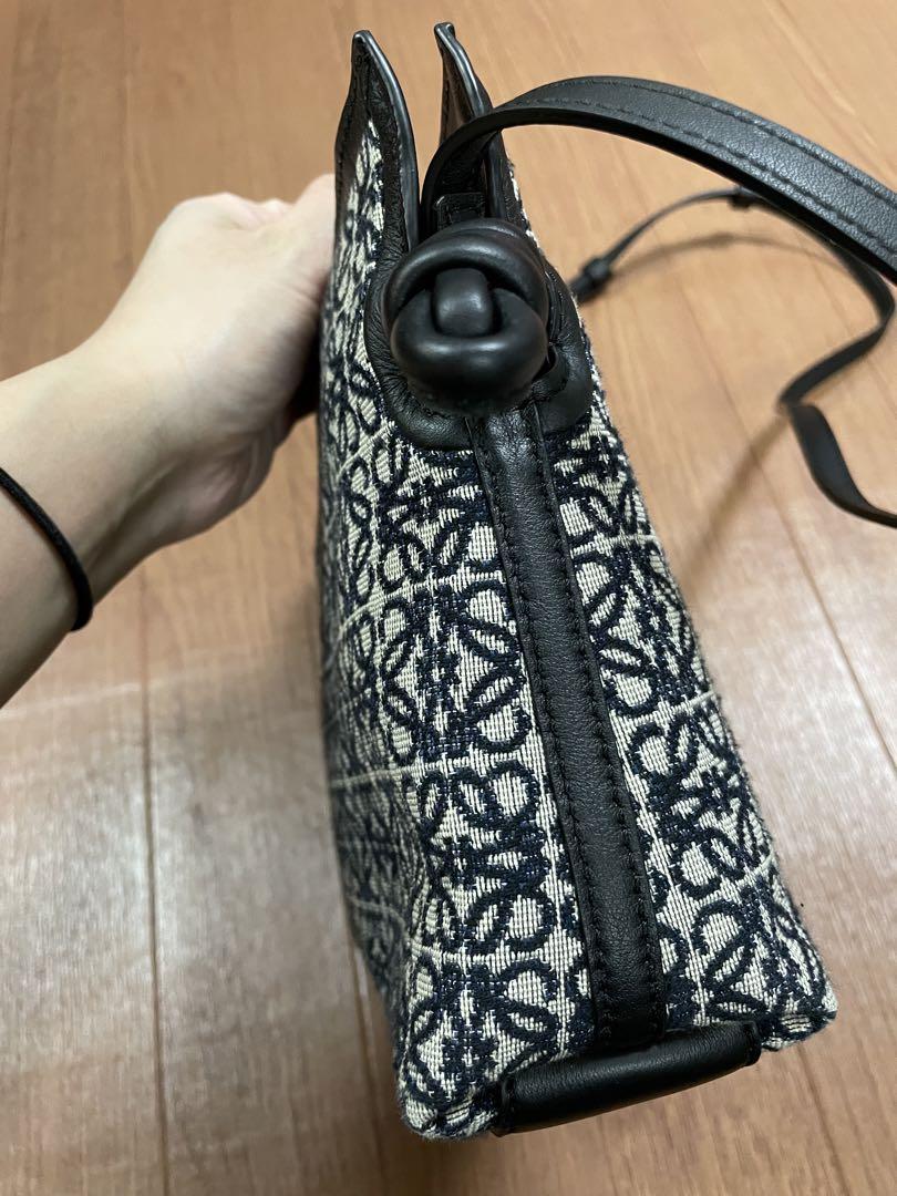 ☆GWセール☆《LOEWE》フラメンコクラッチミニ・アナグラムジャ