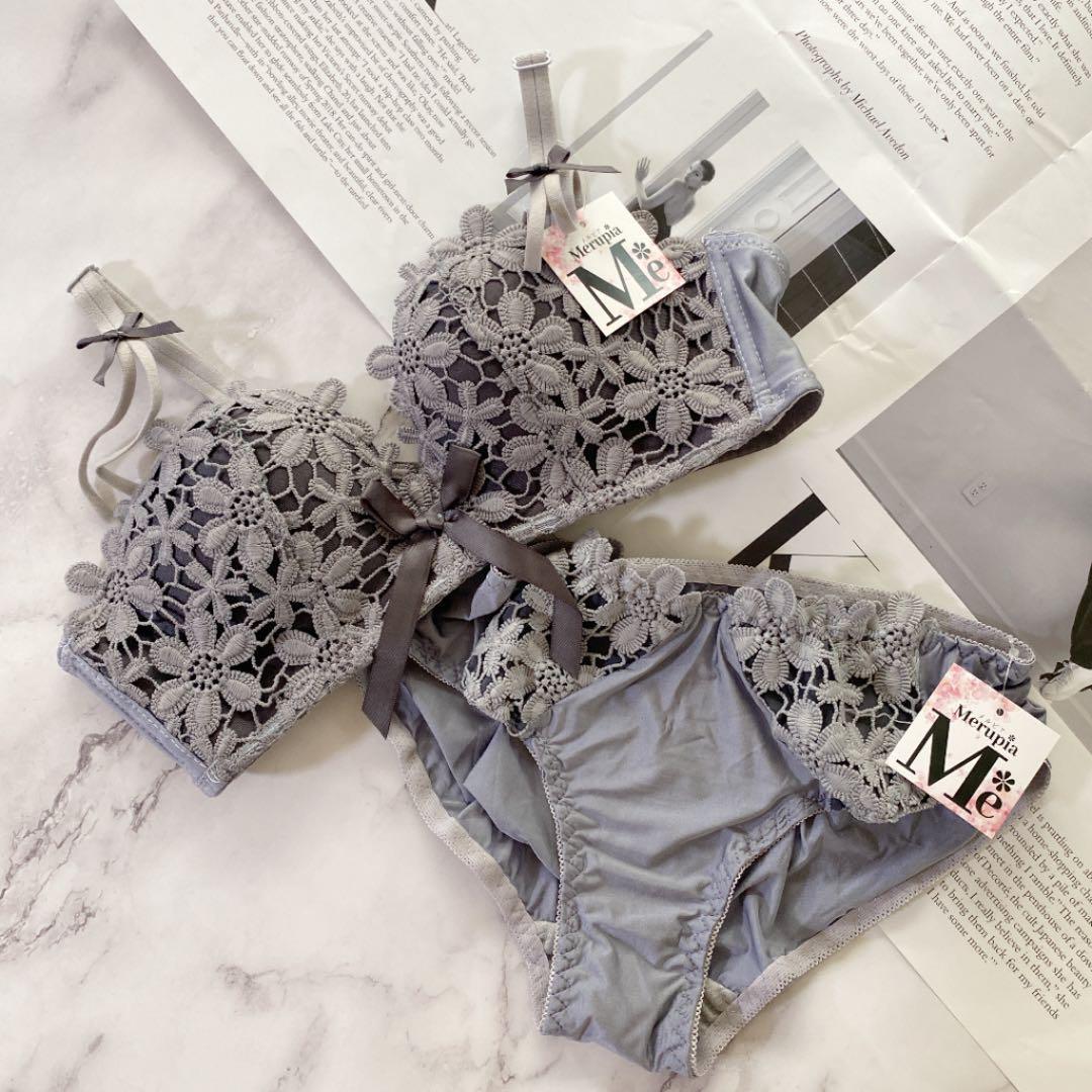 人気のクリスマスアイテムがいっぱい 再入荷 桃柄 ノンワイヤーブラ ショーツセット Lサイズ Www Anavara Com