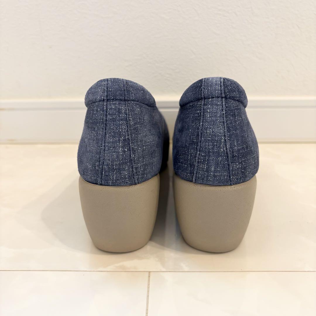 【ほぼ新品】ヒルズアヴェニュー 22.5 星柄 デニムパンプス ウエッジソール