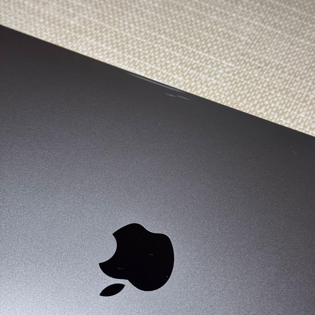 MacBook本体 MacBookPro2020 13inch M1 8GB 256GB