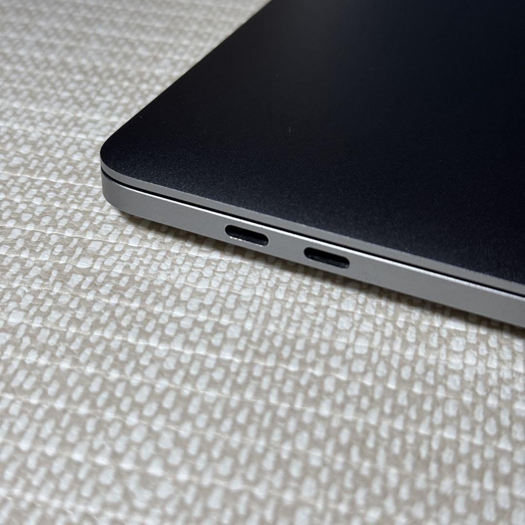 MacBook本体 MacBookPro2020 13inch M1 8GB 256GB