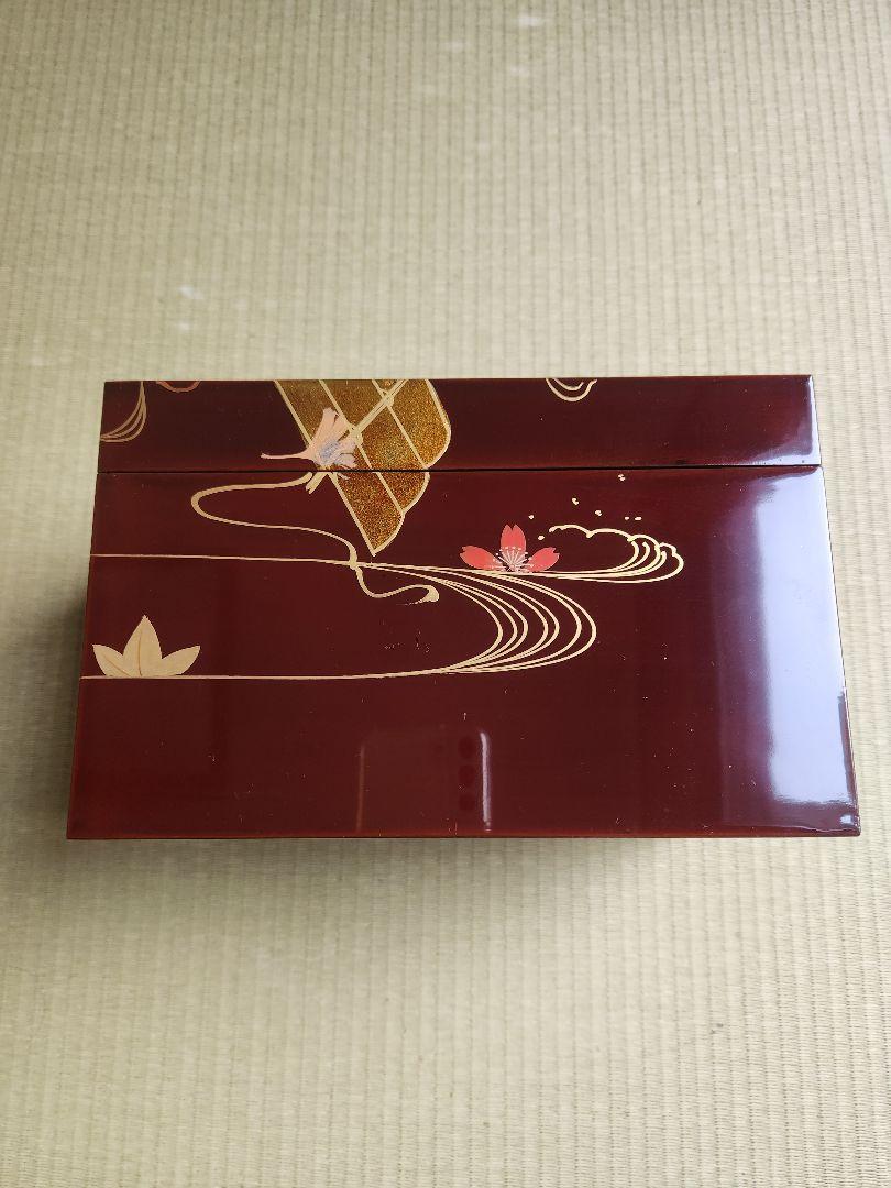茶道具 茶箱 漆器 菓子器 花 いちょう 紅葉 波のデザイン