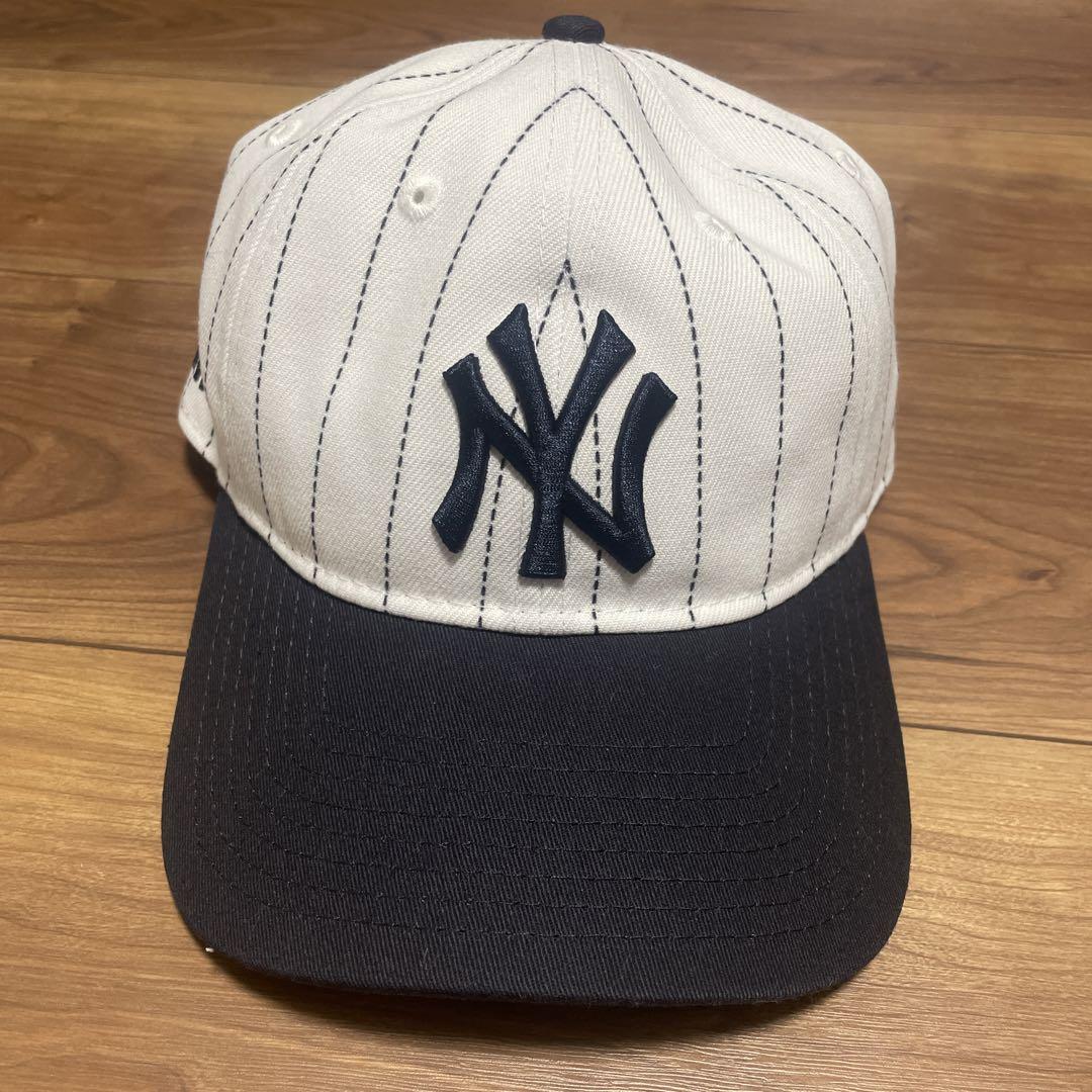 new era Yankees moma
