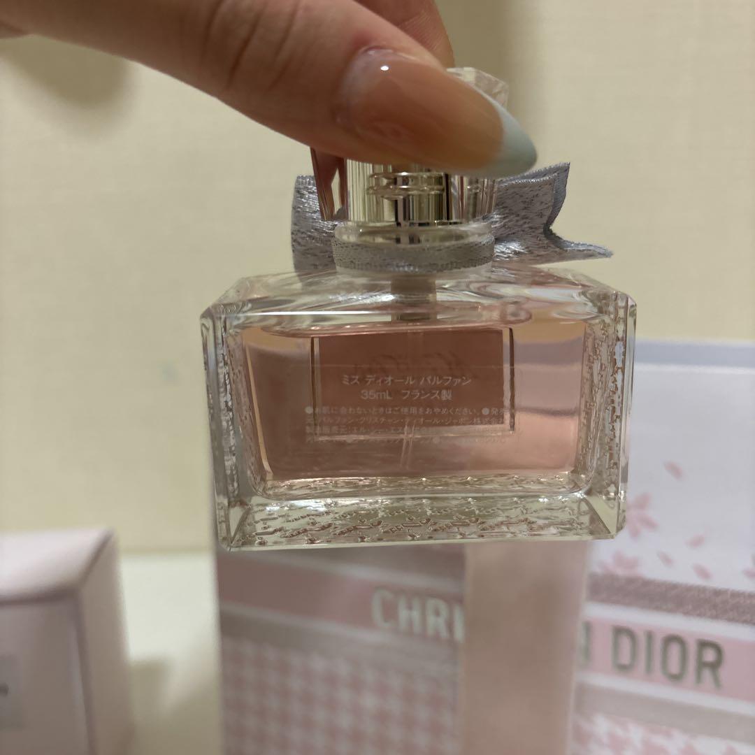 ほぼ満量✨Miss Dior ミスディオールパルファン35ml 箱と紙袋付き