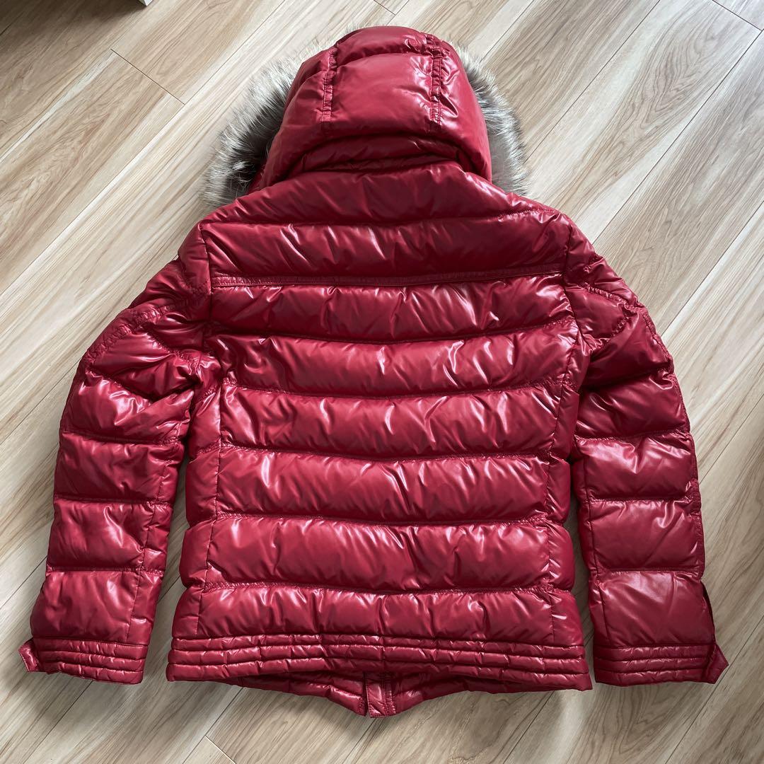 BURBERRY BLACK LABEL レッド ダウンジャケット