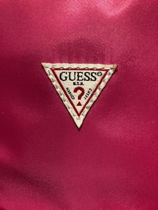 Guess ボディバッグ