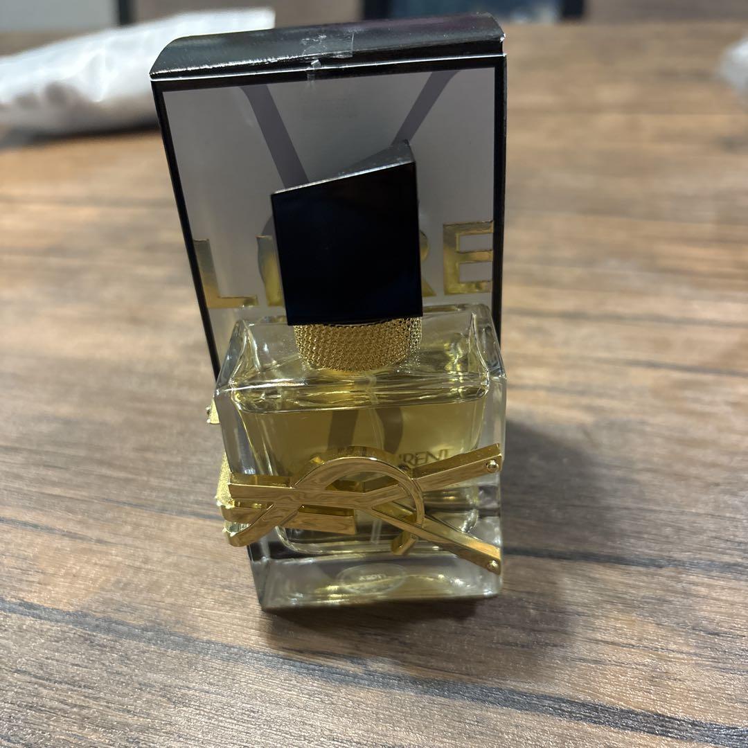 イヴサンローラン リブレ オーデパルファム 30ml