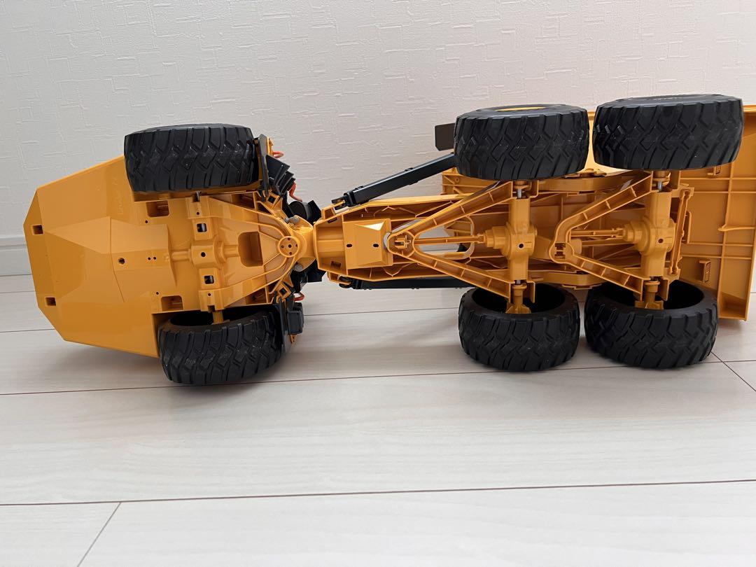 VOLVO A60H ダンプトラック　コマツショベルカー2点