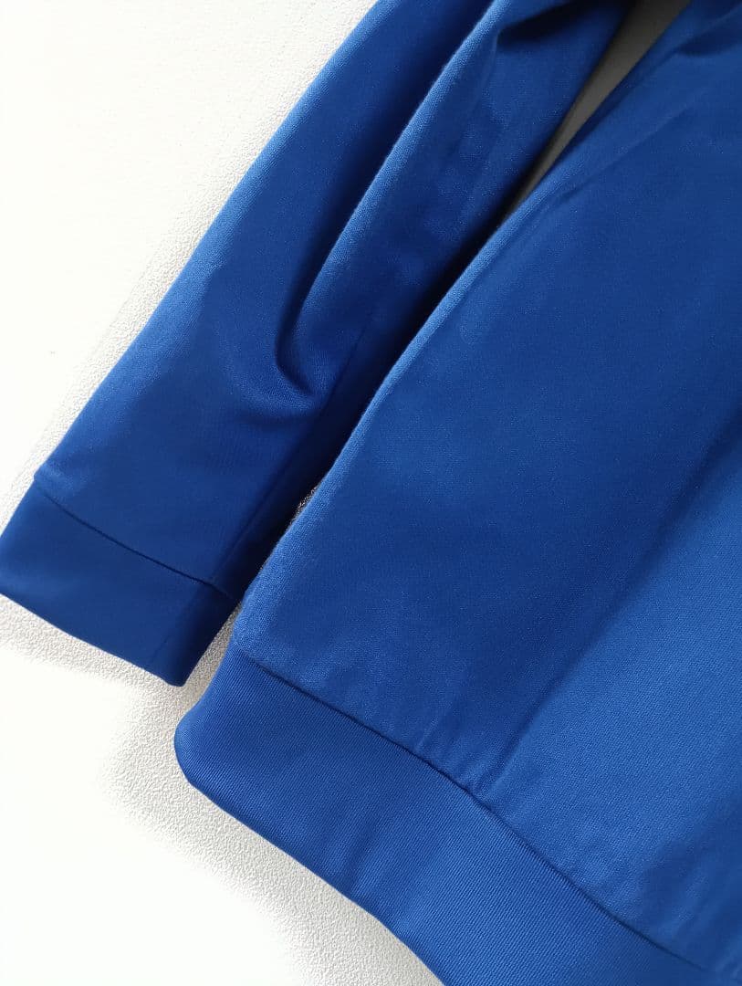 ロイヤルブルーM