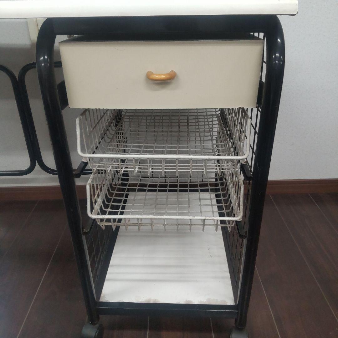 キャスター付き折りたたみデスク　PCデスク