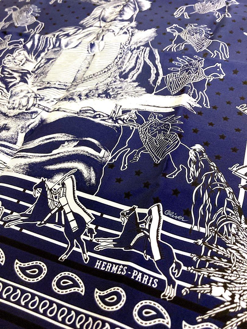 HERMES　エルメス カレ