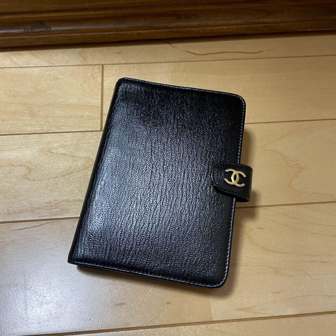 CHANEL システム手帳　本革