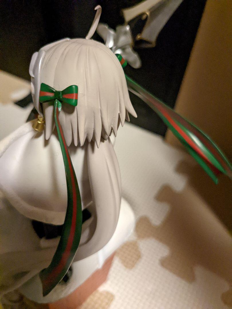 ジャンヌ・ダルク・オルタ・サンタ・リリィ フィギュア