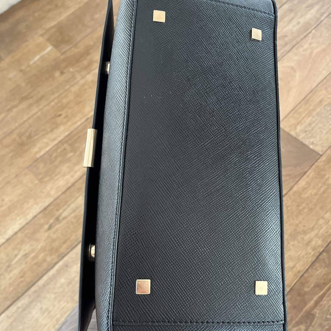 新品　Cathie Ferrari A4横長フェミニンバッグ　卒業式　入学式