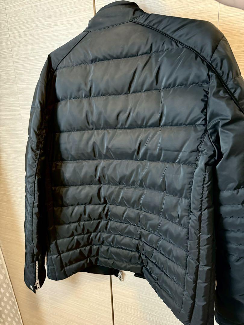 PRADA 黒 ダウンジャケット