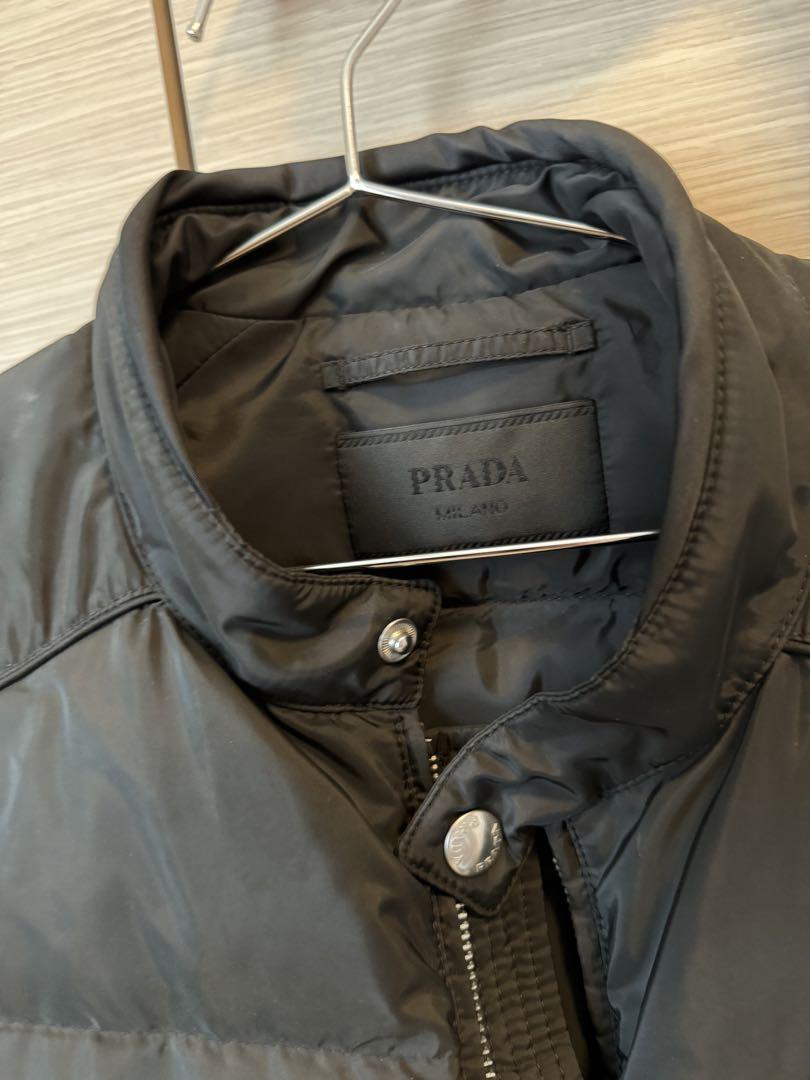 PRADA 黒 ダウンジャケット