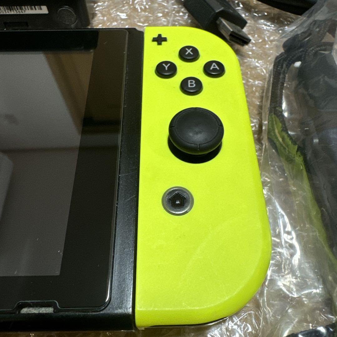 任天堂スイッチ　SWITCH