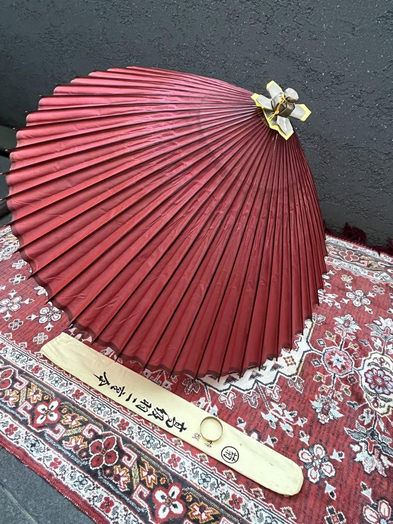 赤い舞踊傘(まいがさ) 直径約80cm 和風デザイン