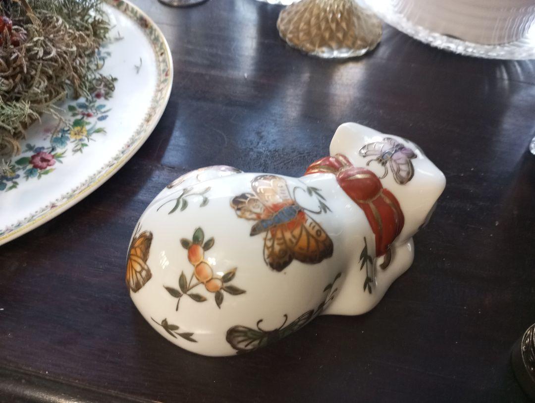 美品　伊万里　美しい顔の眠り猫
