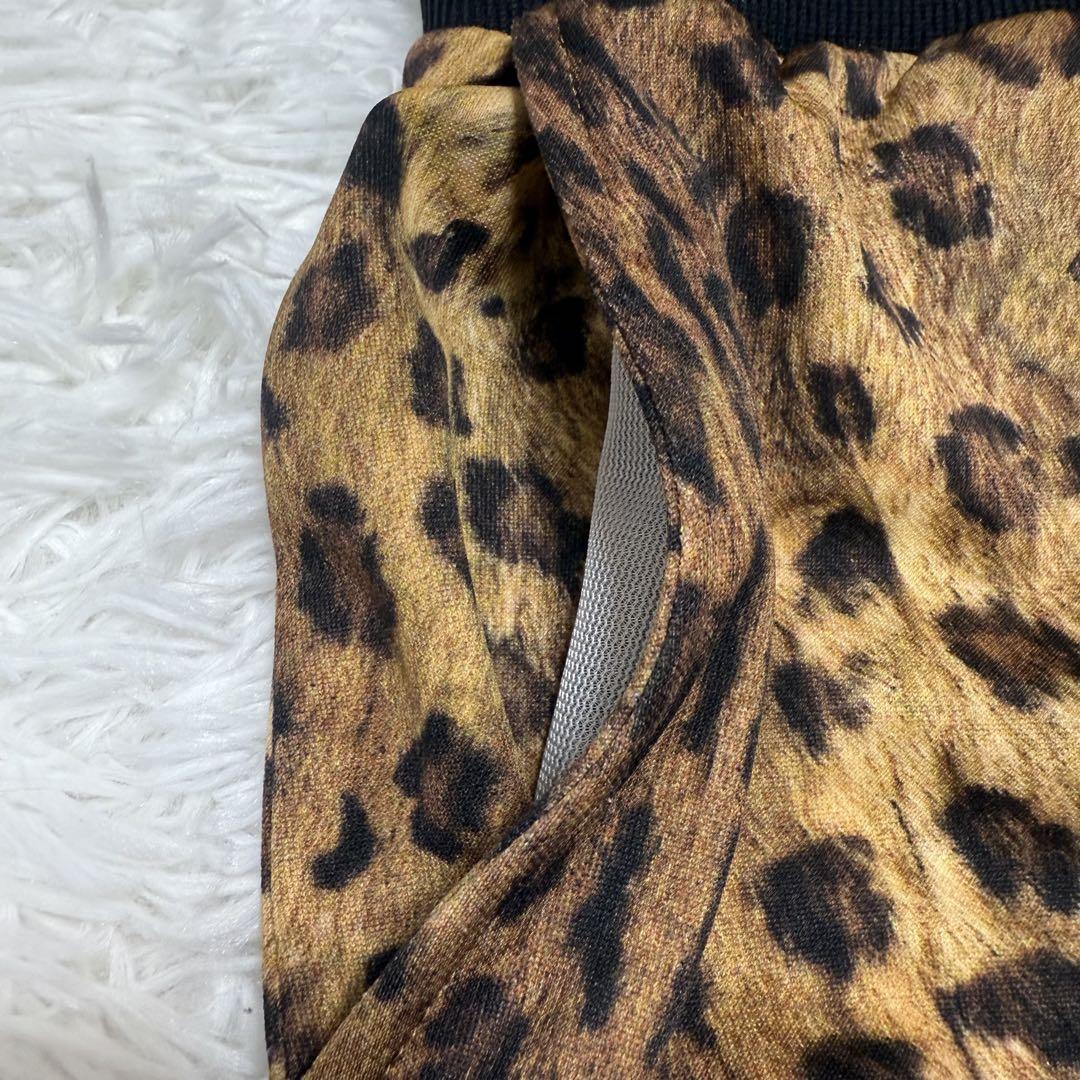大人気商品！！　極美品✨　adidas レオパード柄　ヒョウ柄　ショートパンツ