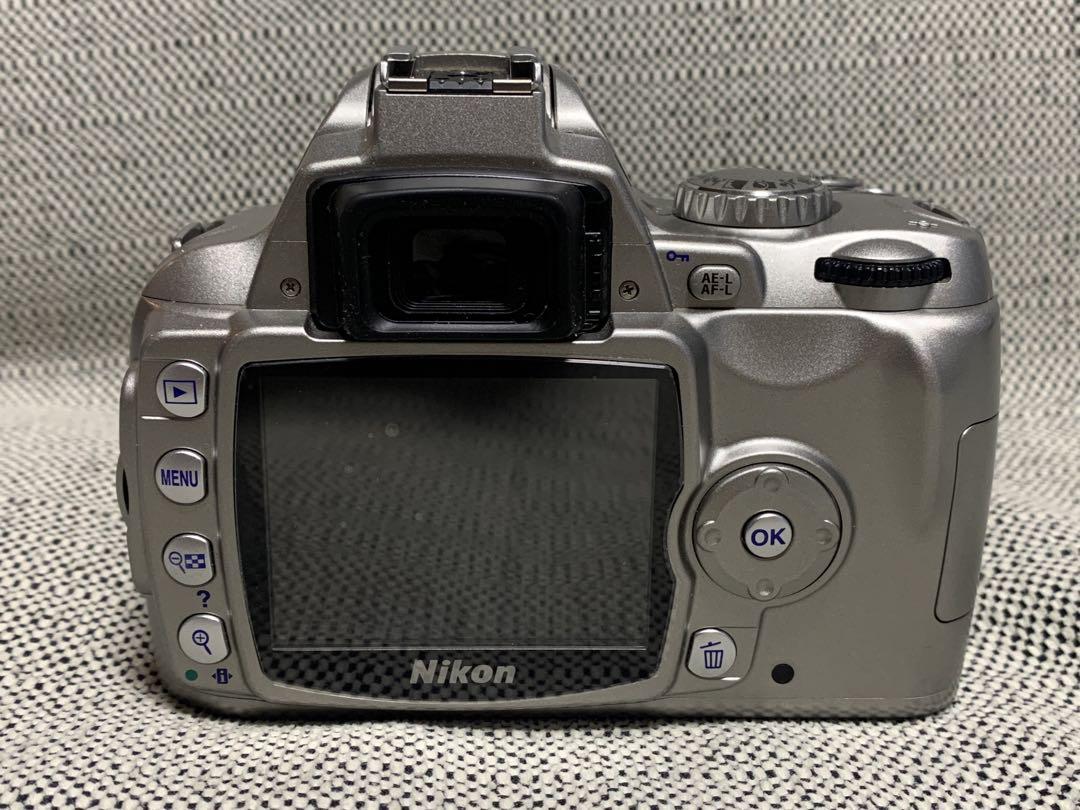 ニコン　D40　レンズキット　S数2034回　AF-S 18-55　シルバー