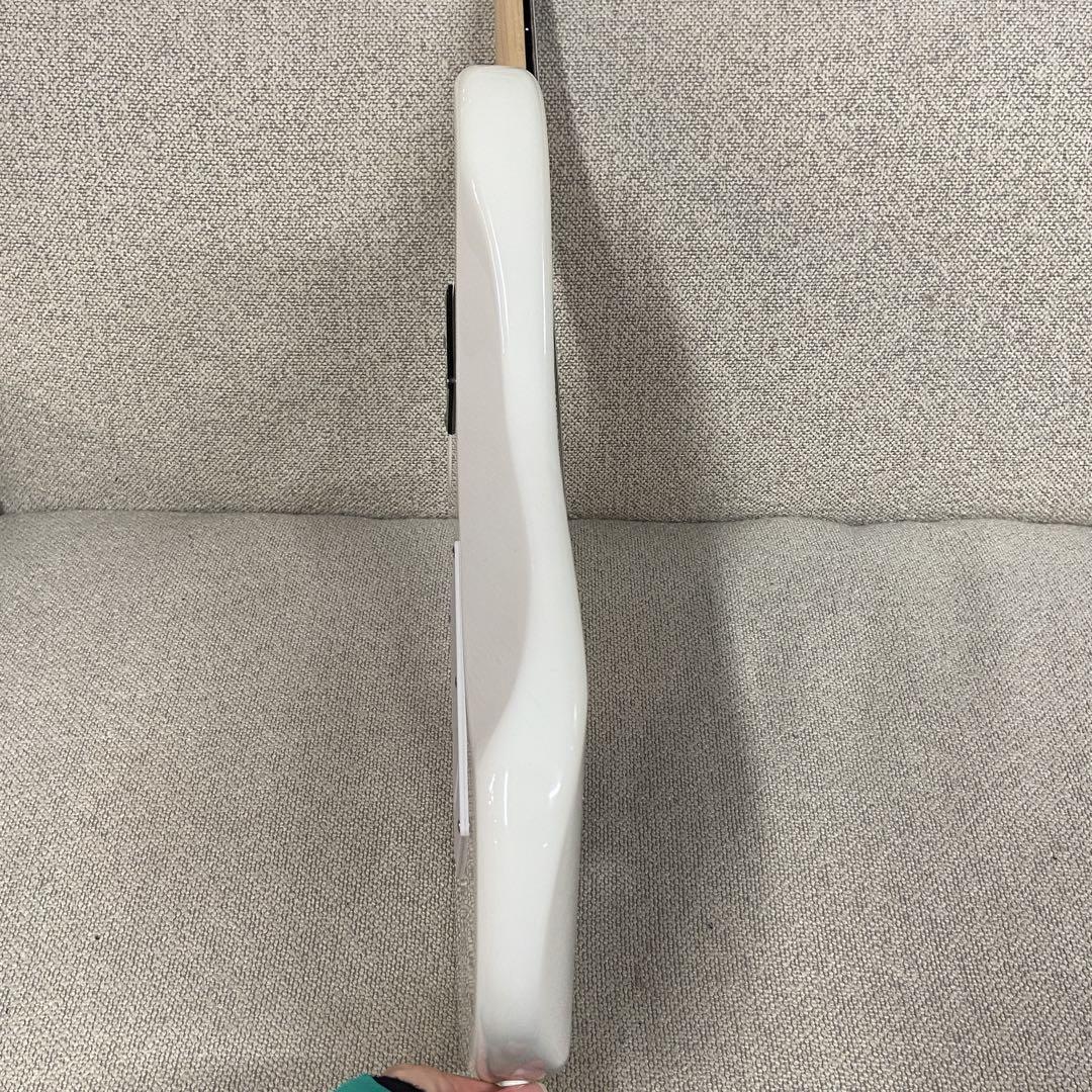 美品⭐️SELDER セルダー　エレキギター　ホワイト