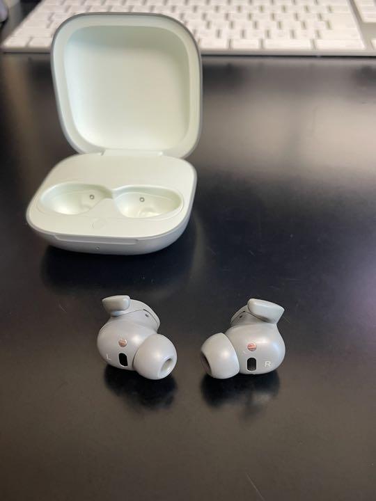 美品】Beats Fit Pro セージグレイ - メルカリ