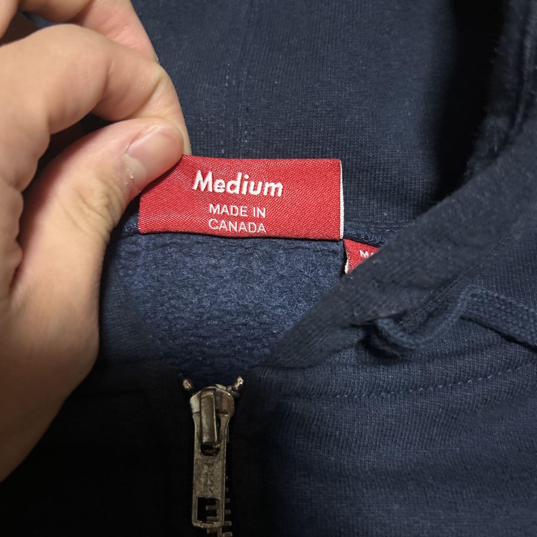 Supreme zip