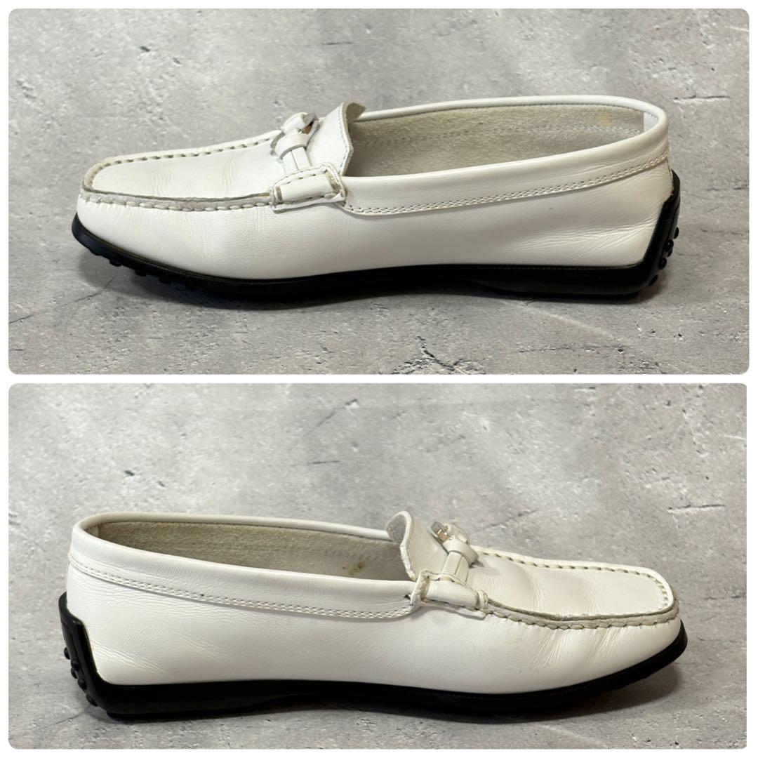 トッズ TOD'S (35.5) ドライビングシューズ ローファー レザー