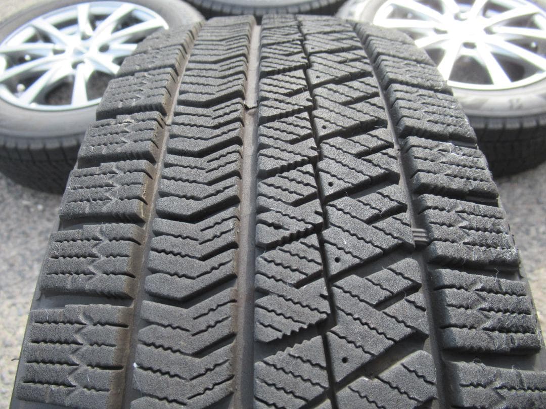 スタッドレス☆175/65R14 BS VRX2 フィット キューブ等 手渡OK スタッドレス☆175/65R14 BS VRX2 フィット キューブ等 手渡OK