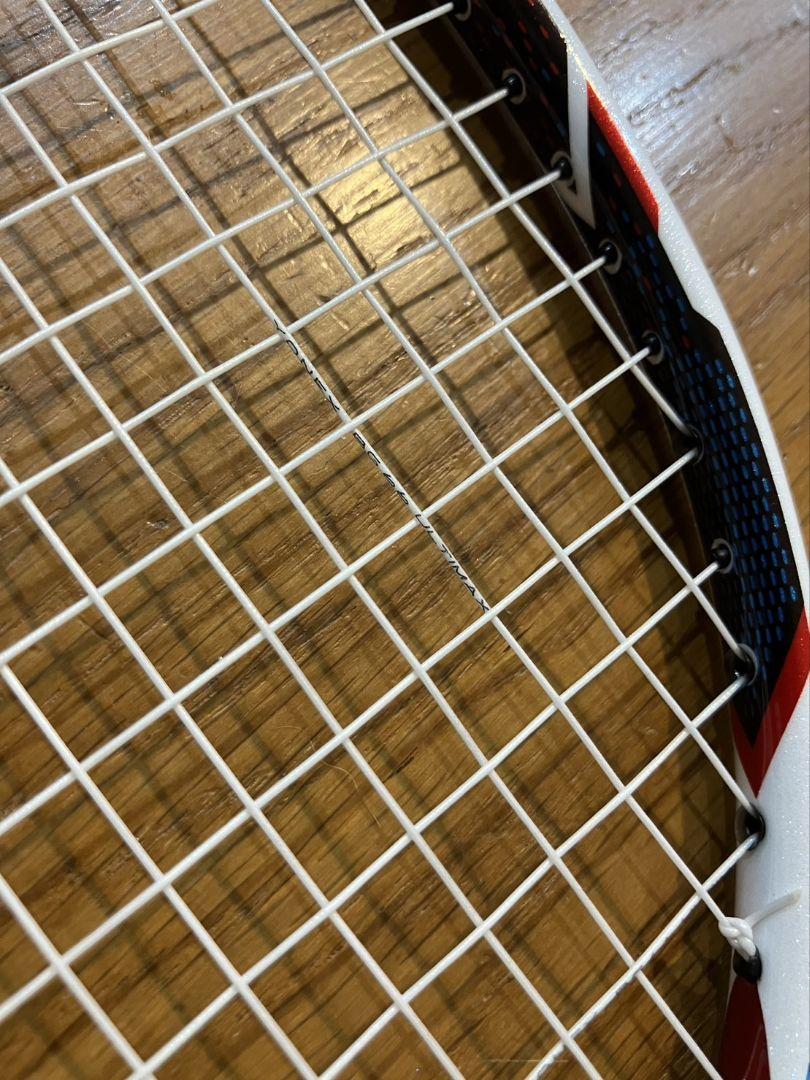 【美品】アークセイバー 11　ヨネックス YONEX　バドミントン　ラケット