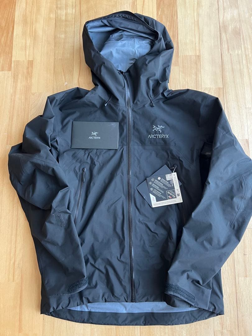 アークテリクス ベータARジャケット ストームフード M アルファ　アトム