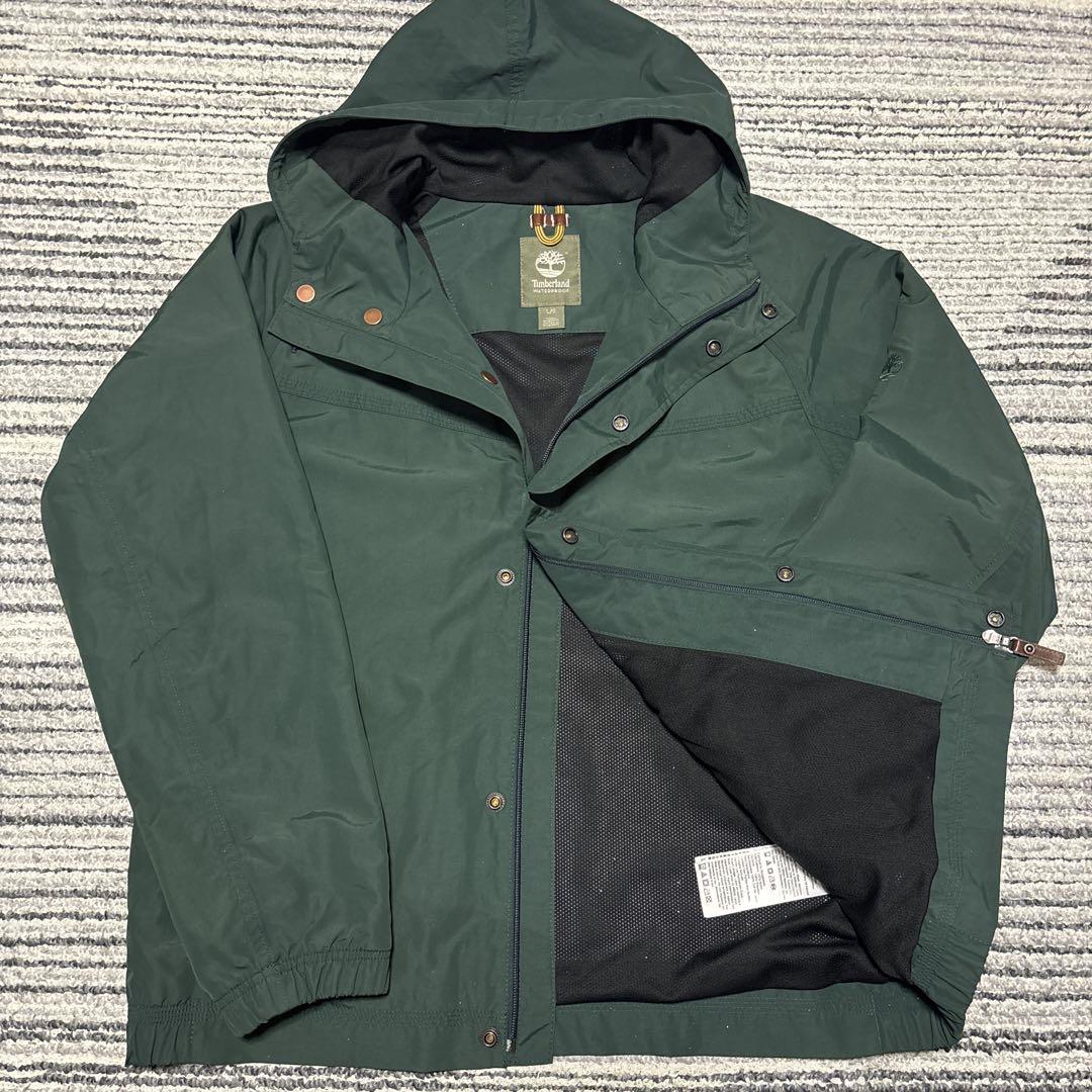 Timberland ナイロンジャケットLサイズ