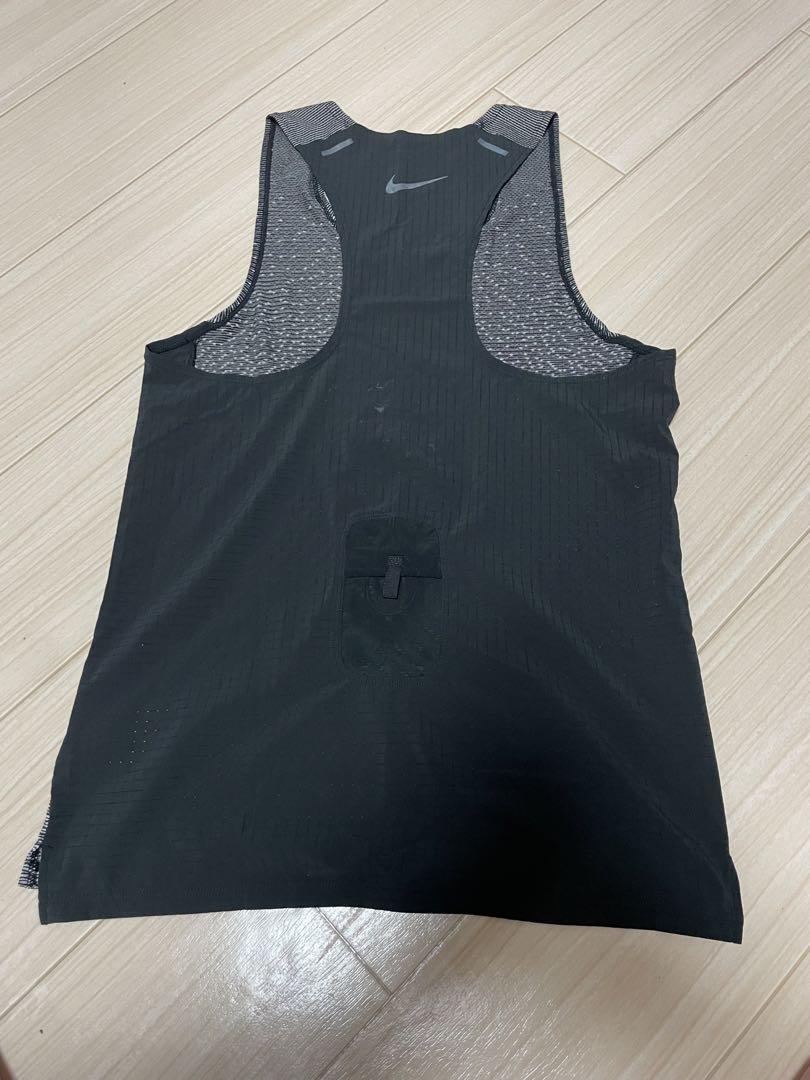 Nike タンクトップ グレー