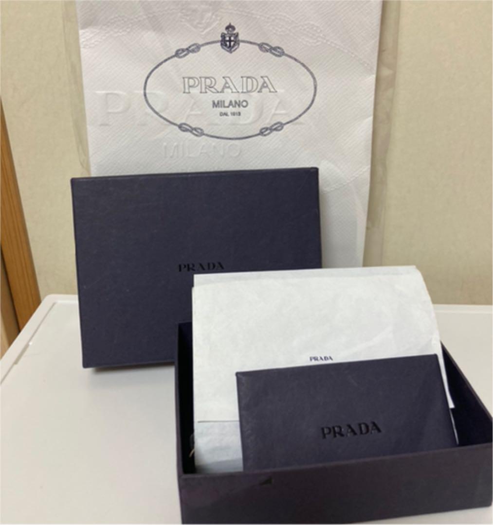 プラダ PRADA プラコインケース三角プレート gLwus-m79072542496 ↤いします