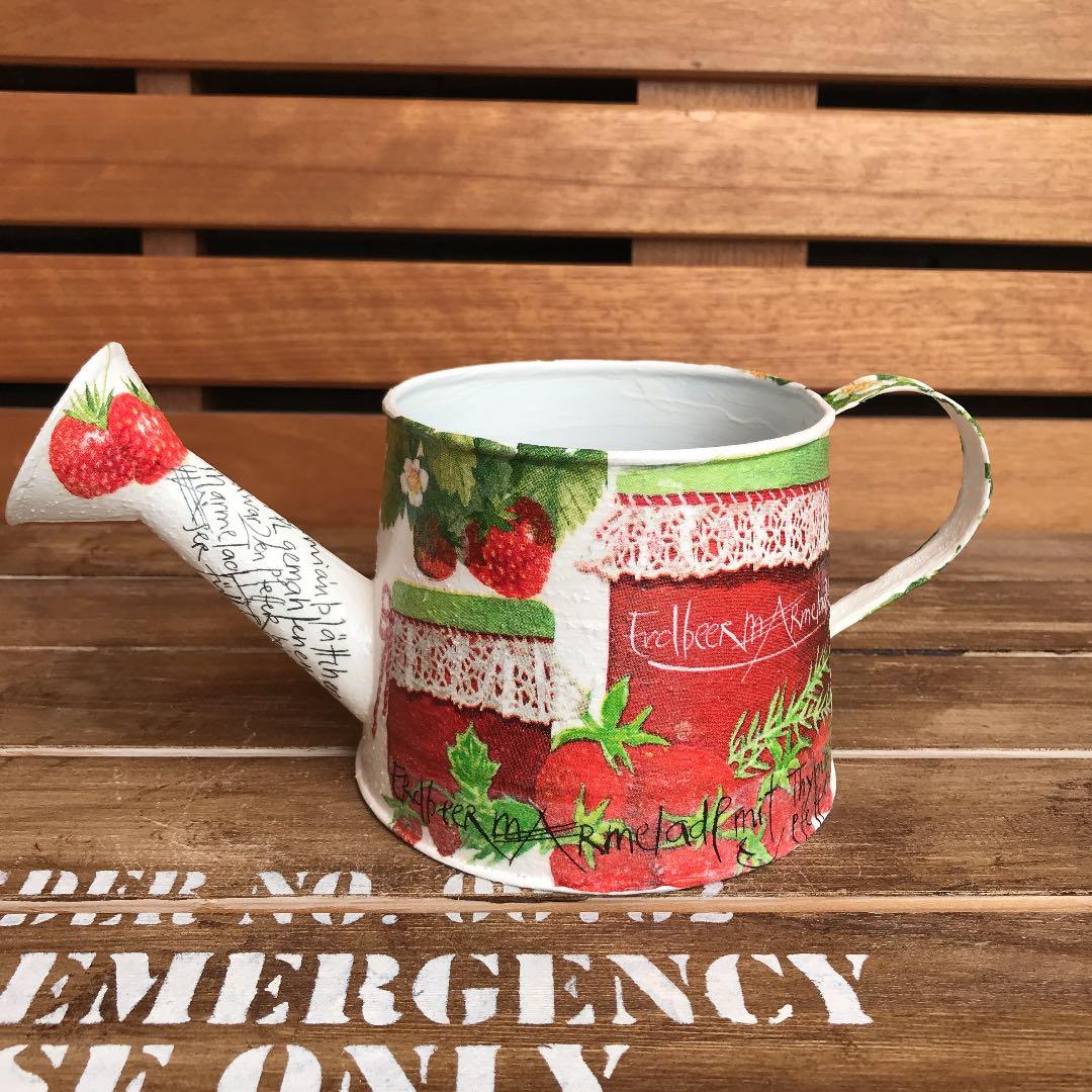 たまちゃんさまご購入品 リメイク缶 バケツ型取手付き いちごいっぱい