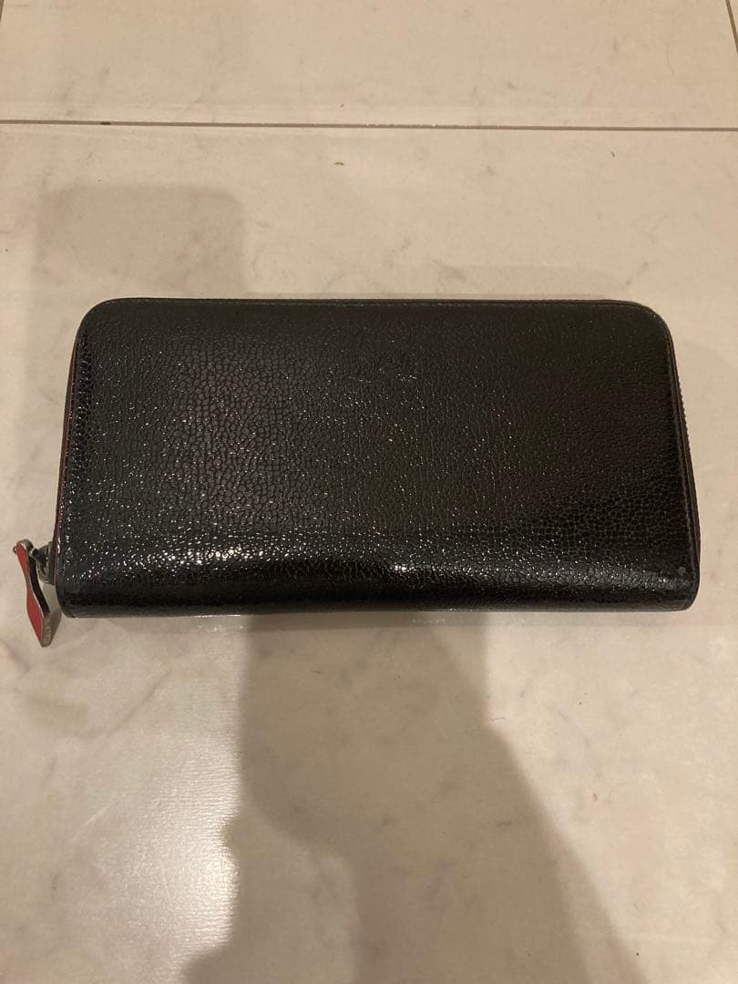 クリスチャン・ルブタン 黒 長財布